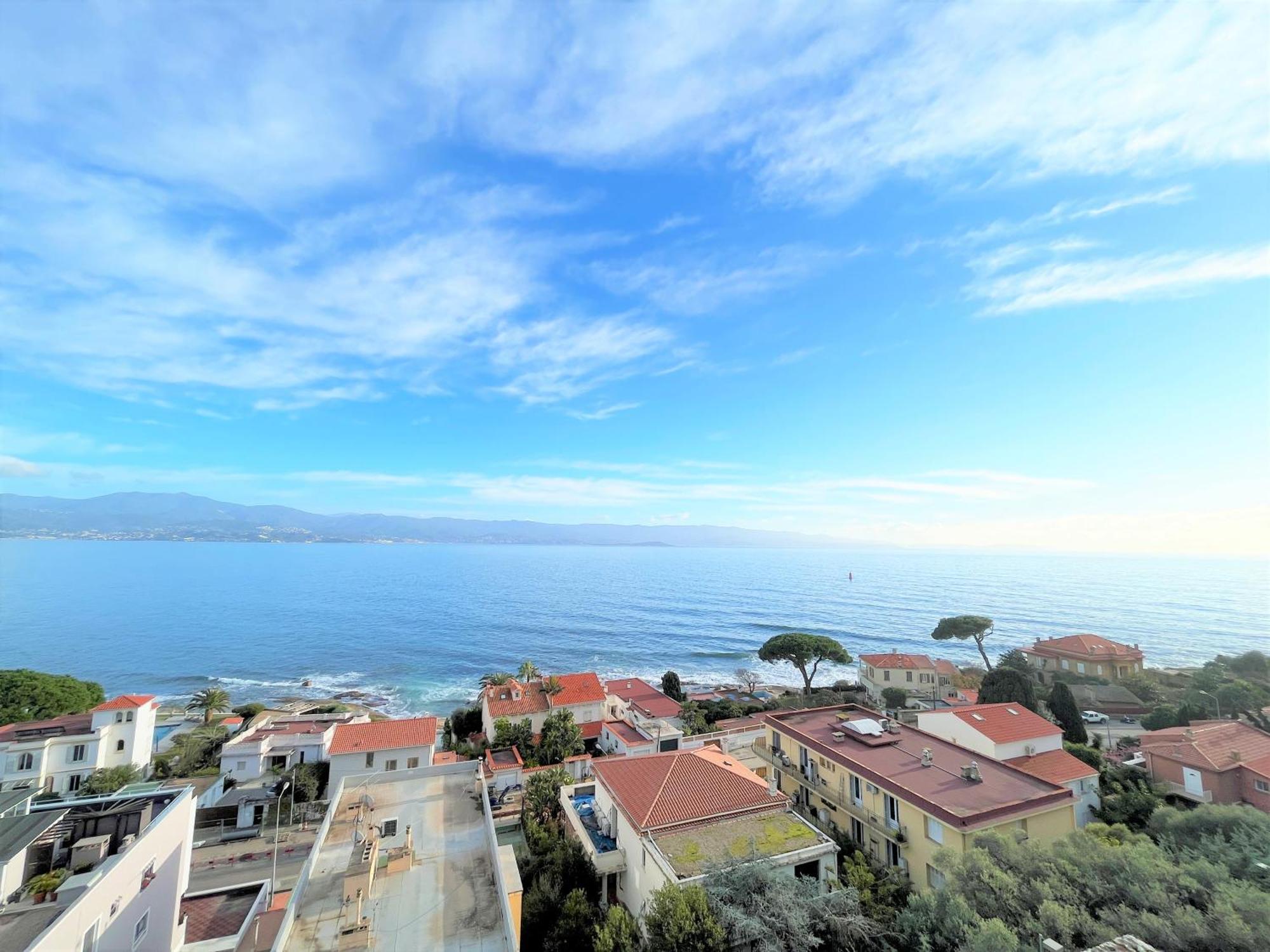 Appartement Vue Mer Carmino Ajaccio Аячо Екстериор снимка