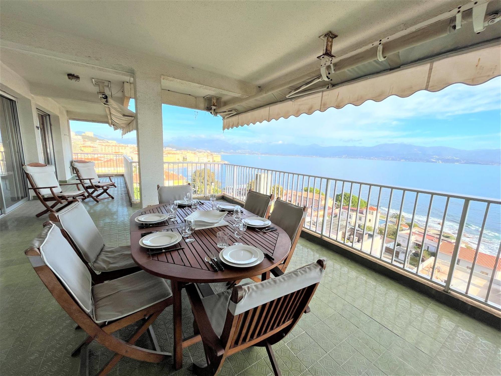 Appartement Vue Mer Carmino Ajaccio Аячо Екстериор снимка