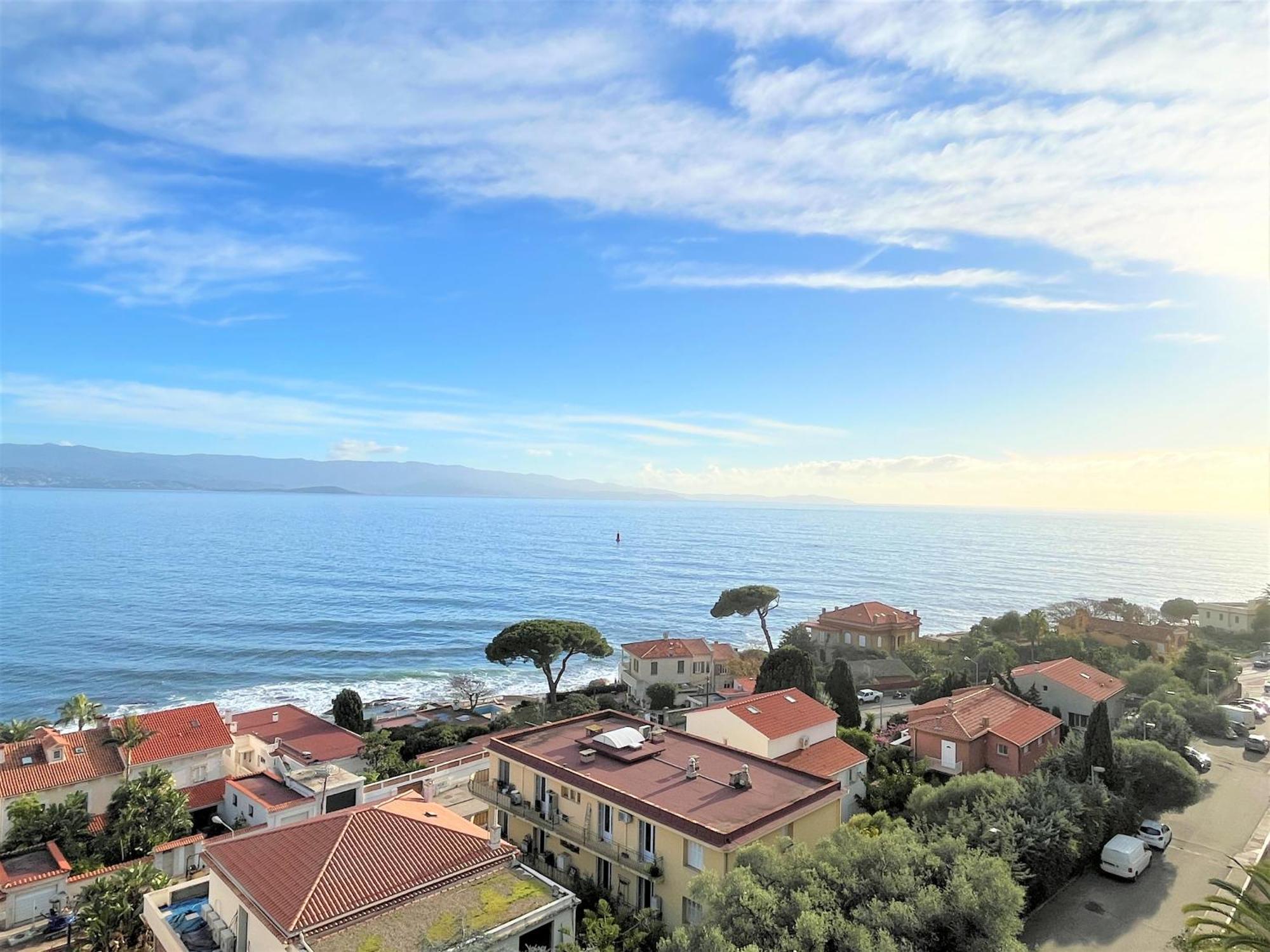 Appartement Vue Mer Carmino Ajaccio Аячо Екстериор снимка