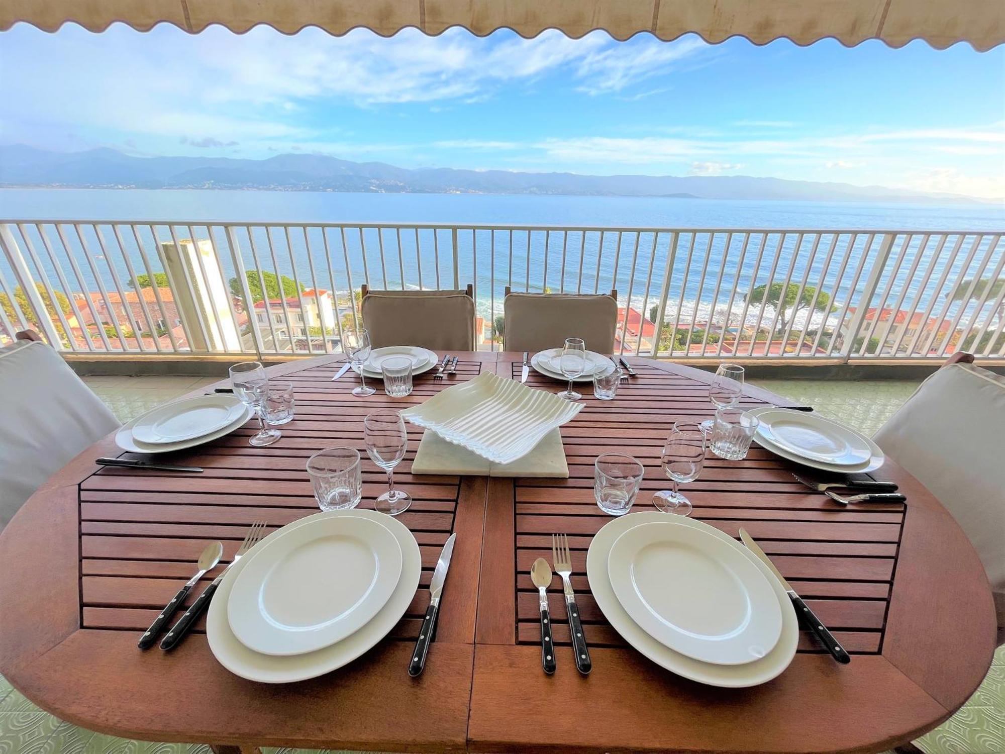 Appartement Vue Mer Carmino Ajaccio Аячо Екстериор снимка